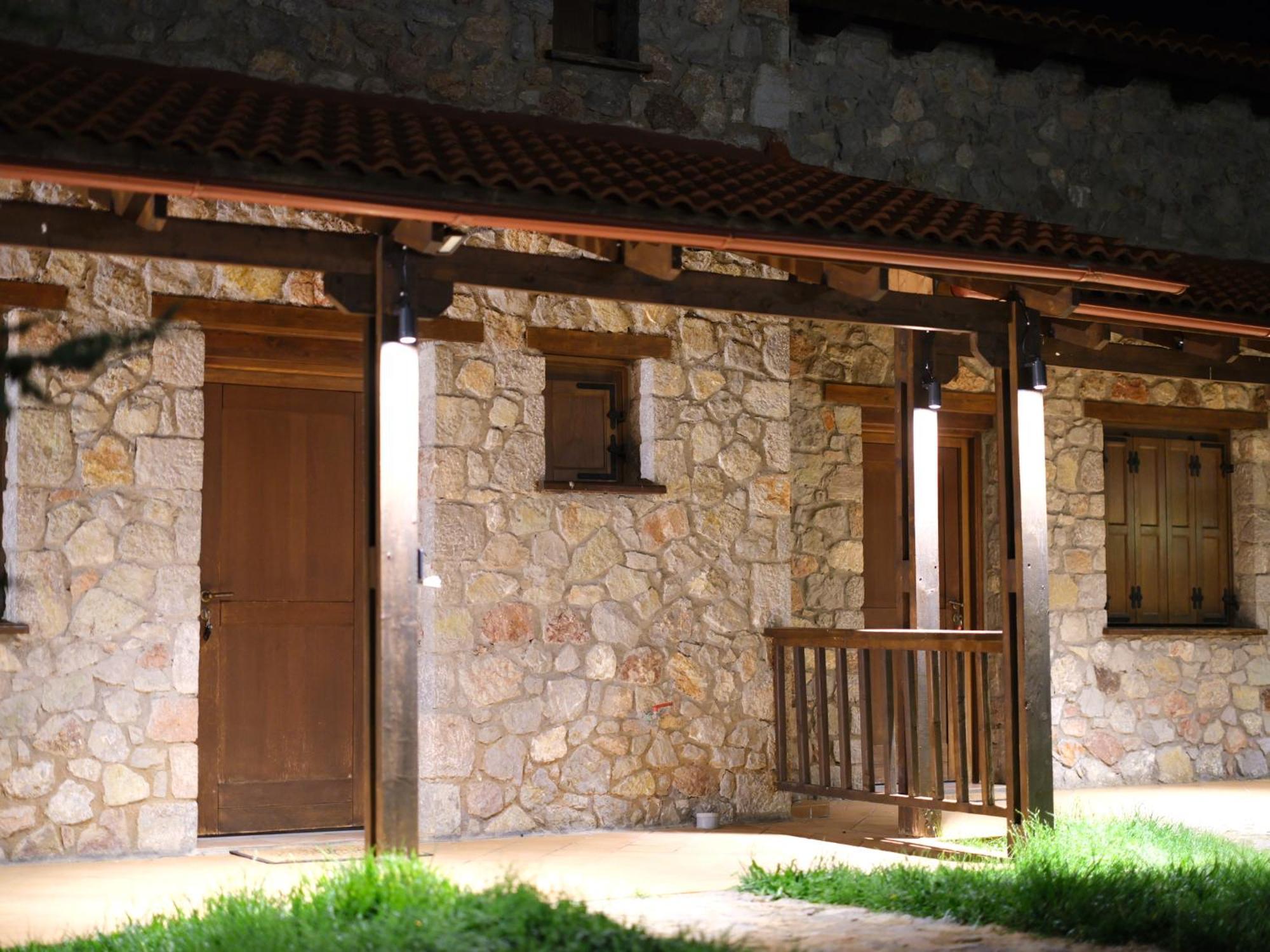 Mont Valley Boutique Chalets Arachova Esterno foto