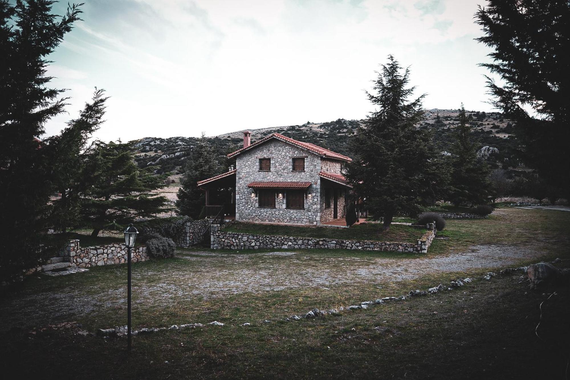 Mont Valley Boutique Chalets Arachova Esterno foto
