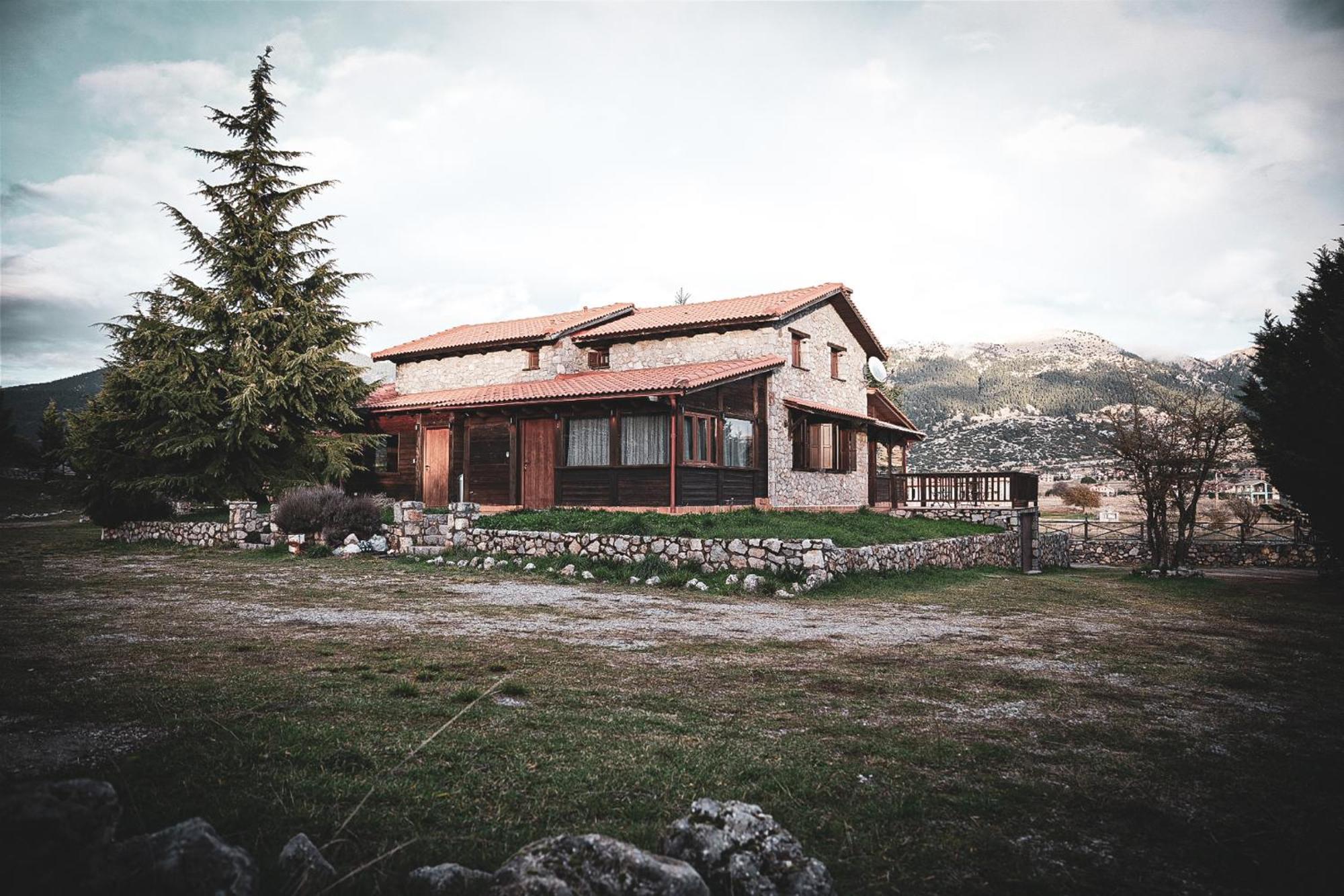 Mont Valley Boutique Chalets Arachova Esterno foto