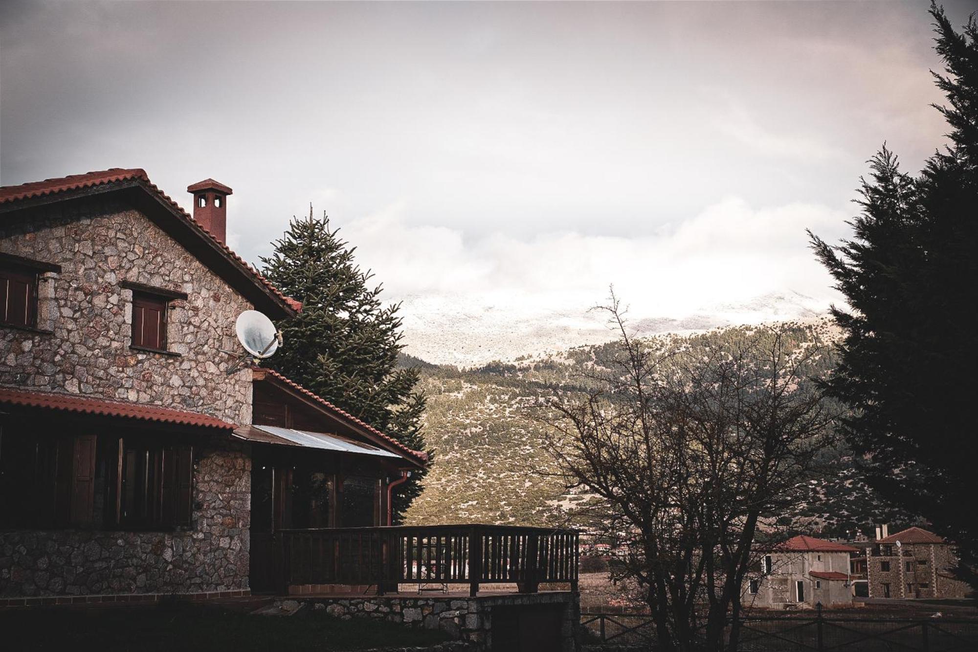 Mont Valley Boutique Chalets Arachova Esterno foto