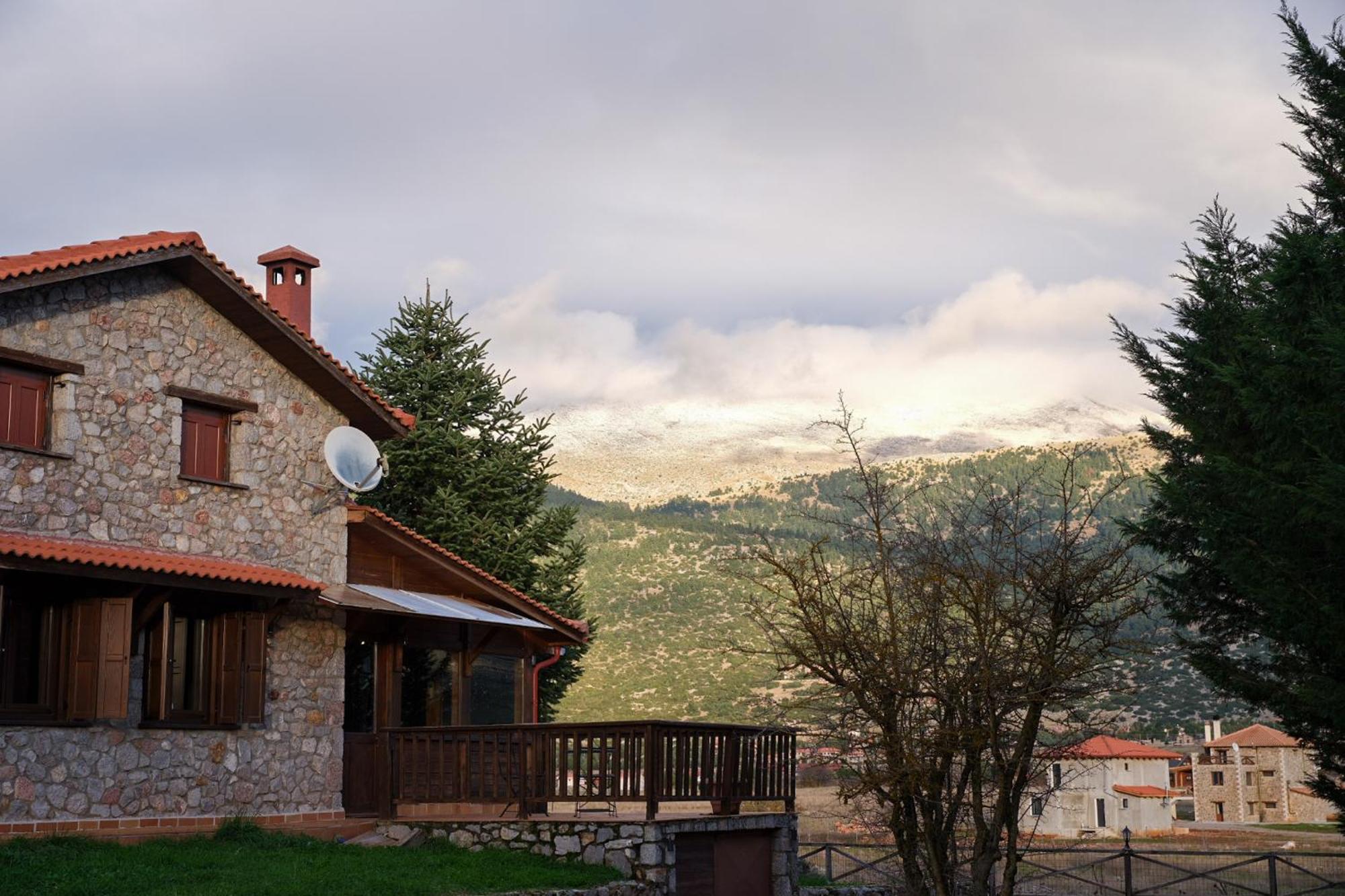 Mont Valley Boutique Chalets Arachova Esterno foto